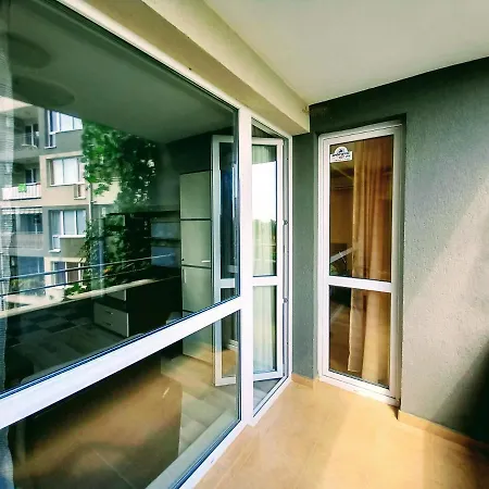 Seaview Butterfly Apartment *