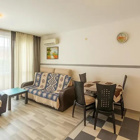 Magic Dreams Spacious דירה